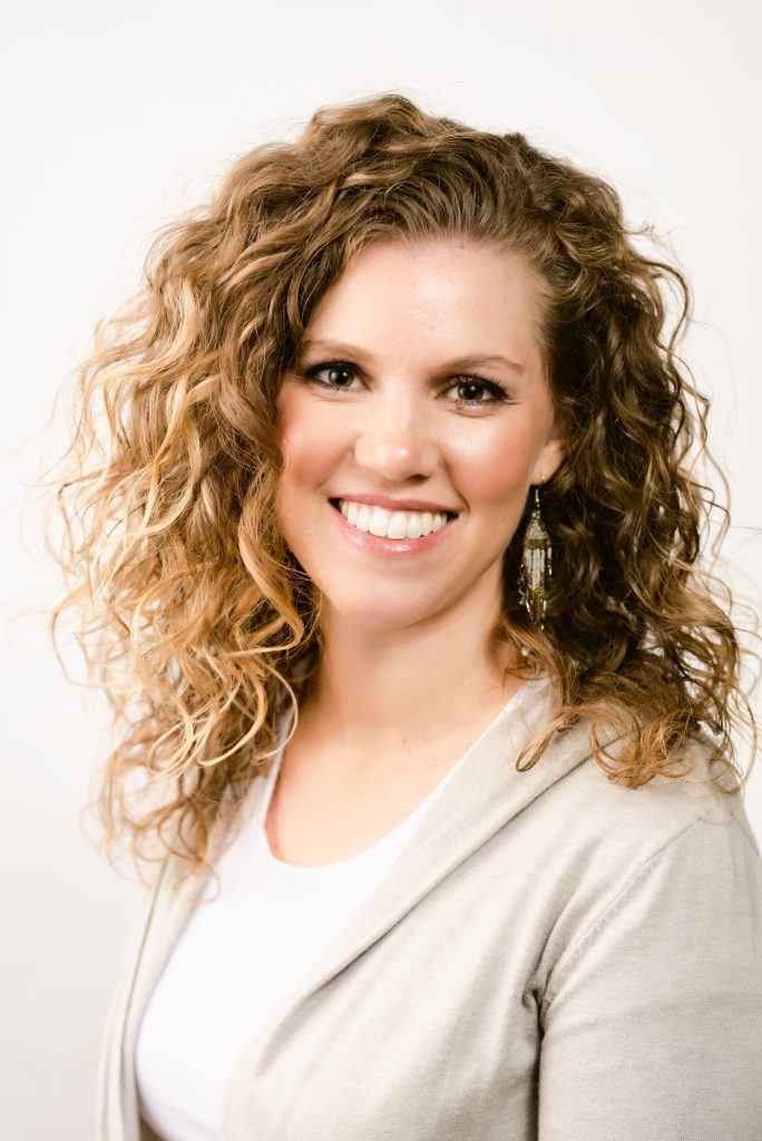 ArrowheadConferencesEvents-63-EmilyF_1-1568×2349 ArrowheadConferencesEvents-63-EmilyF_1-1568x2349